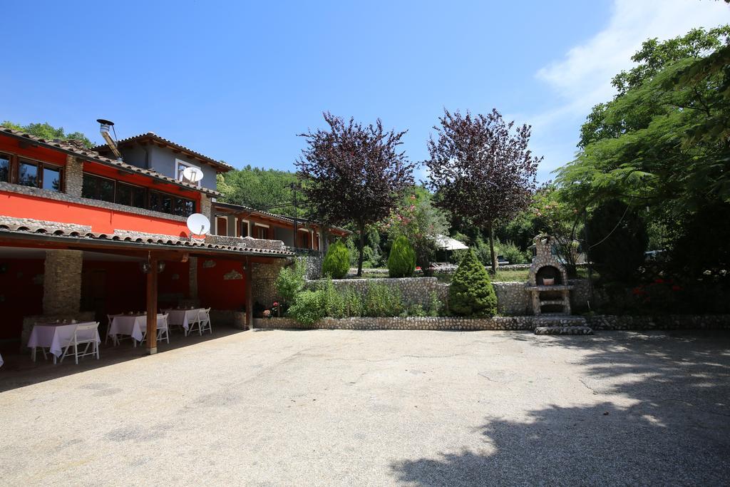 La Mela Rossa Terni Exterior foto