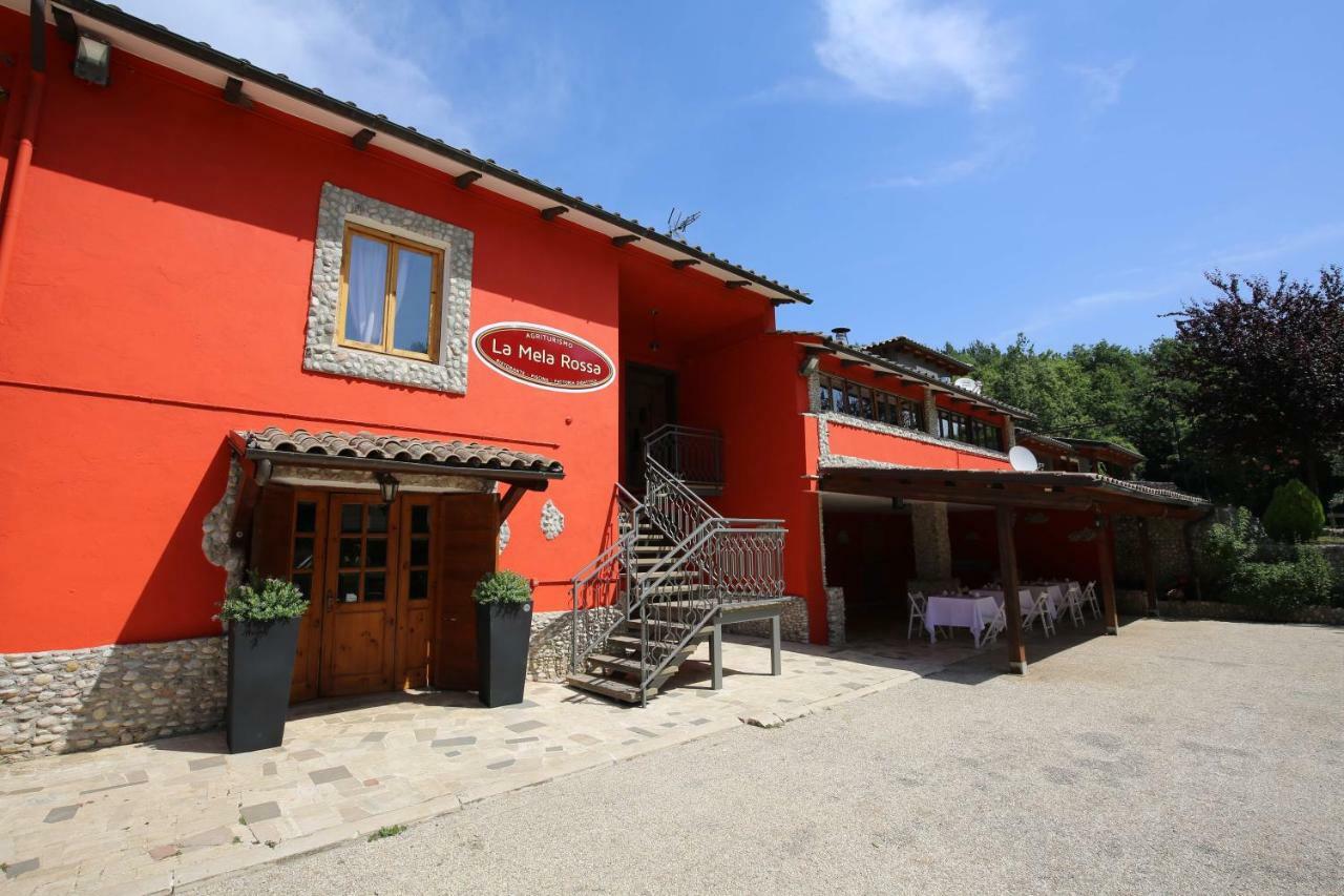 La Mela Rossa Terni Exterior foto